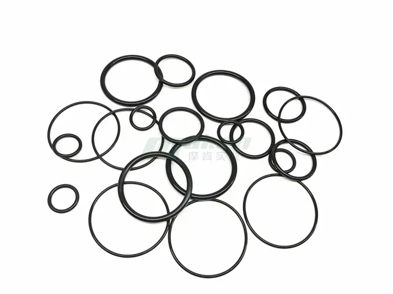 Spraying Common Silicone Oil on the Surface (1)